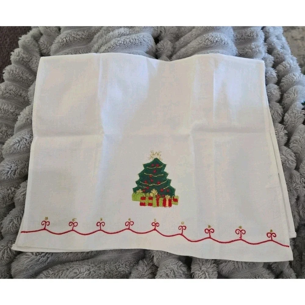 Embroidered‎ Christmas Tree Tea Towel New
